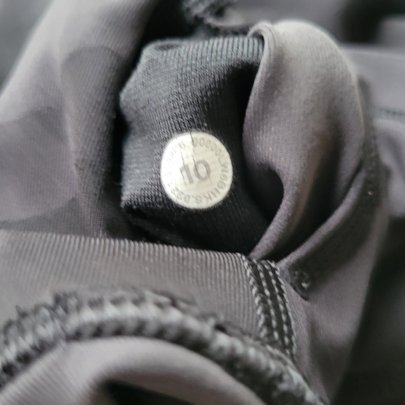 Lululemon Wunder Under High-Rise Crop 23" *Full-On Luxtreme - Picture 8 of 9